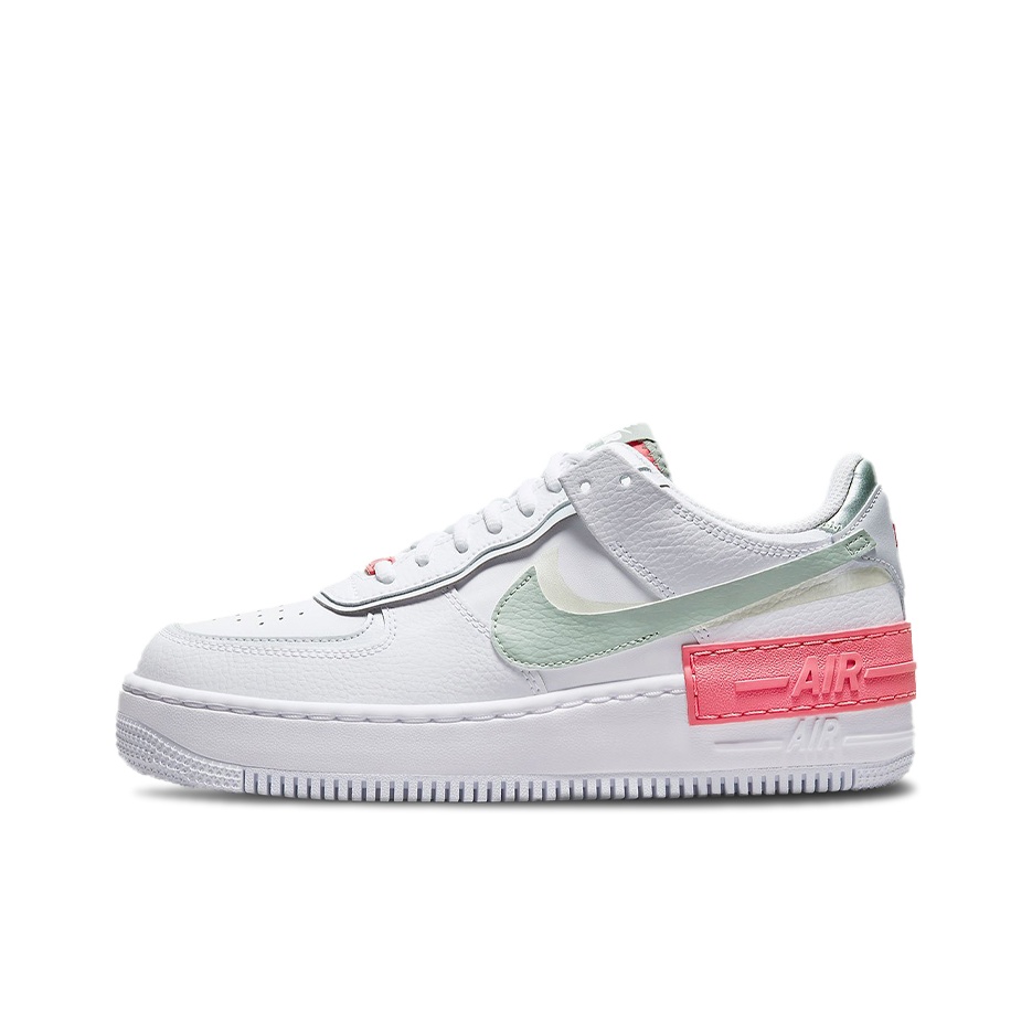Nike Shoes Air Force 1 - حذاء نايك إير فورس 1 للنساء